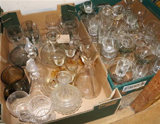 Qty of mixed glassware